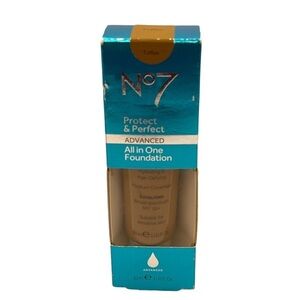 NWT No 7 Toffee protect and perfect advanced all in one foundation